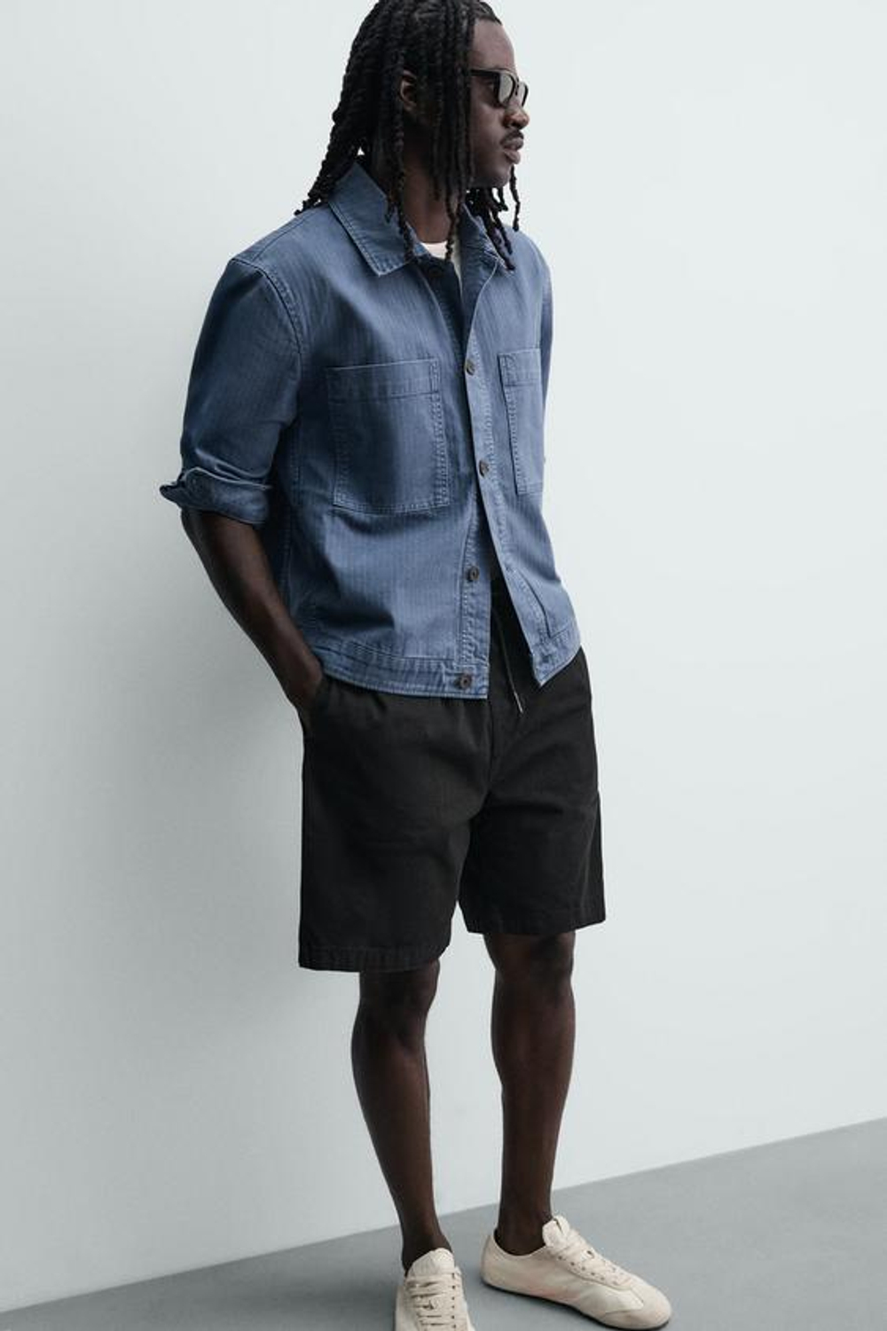 ZARA ШОРТЫ RELAXED FIT С ЭФФЕКТОМ ПОТЕРТОСТИ, ЧЕРНЫЙ