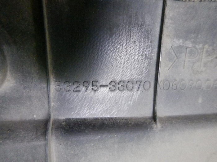 Кожух замка капота Toyota Camry 7 XV50 (2011-2014)