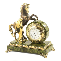 Часы "Конь с попоной" змеевик бронза 165х100х185 мм 2200 гр. R119544