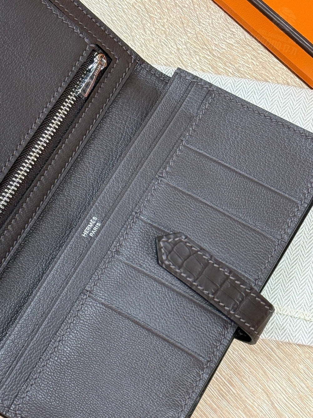 Портмоне Hermes из кожи крокодила