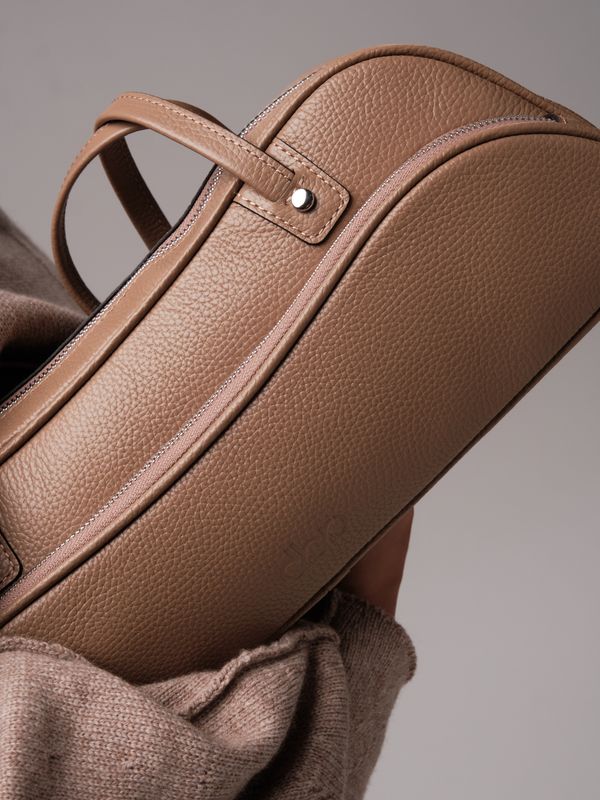 Кожаная сумка Roxy DBR 31186 коричневый капучино