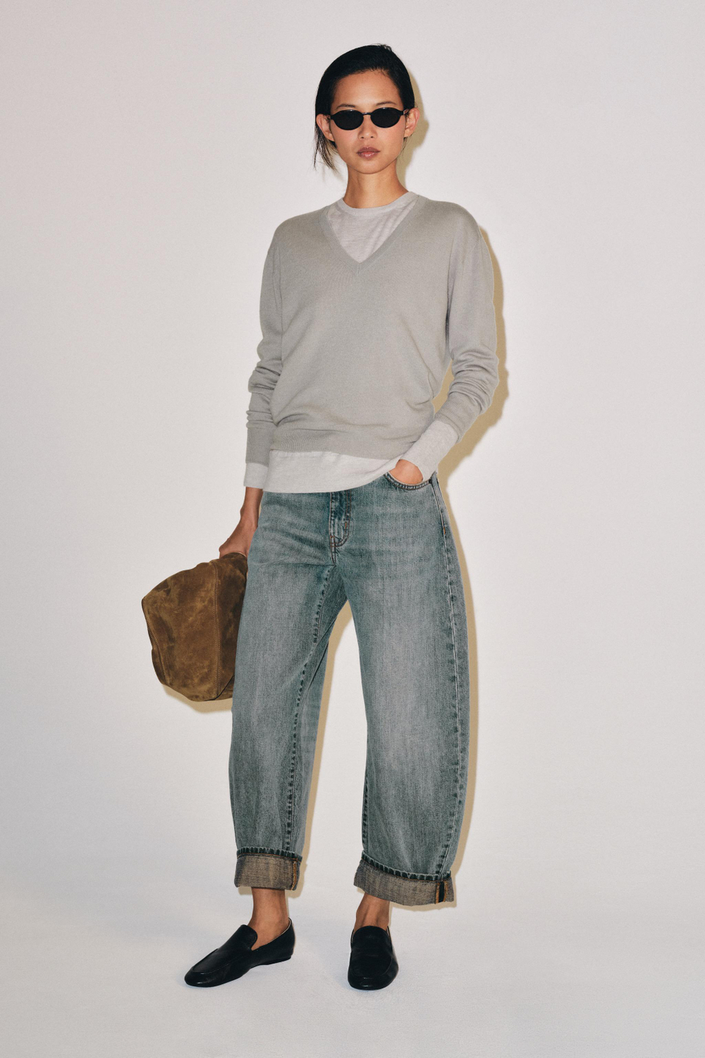 СВИТЕР ИЗ 100% ШЕРСТИ С V-ОБРАЗНЫМ ВЫРЕЗОМ — ZARA