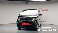 Toyota Alphard 2.5 HEV Executive AWD — 2025