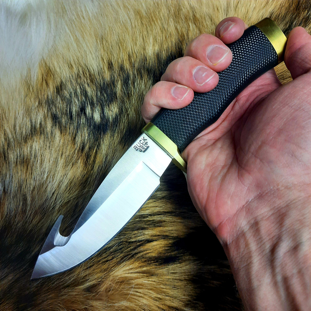 Шкуросъемный нож с крюком BUCK 0691BKG Buck Zipper