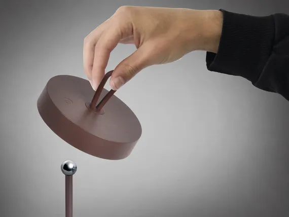 Настольная лампа Gong LED с отделкой Corten