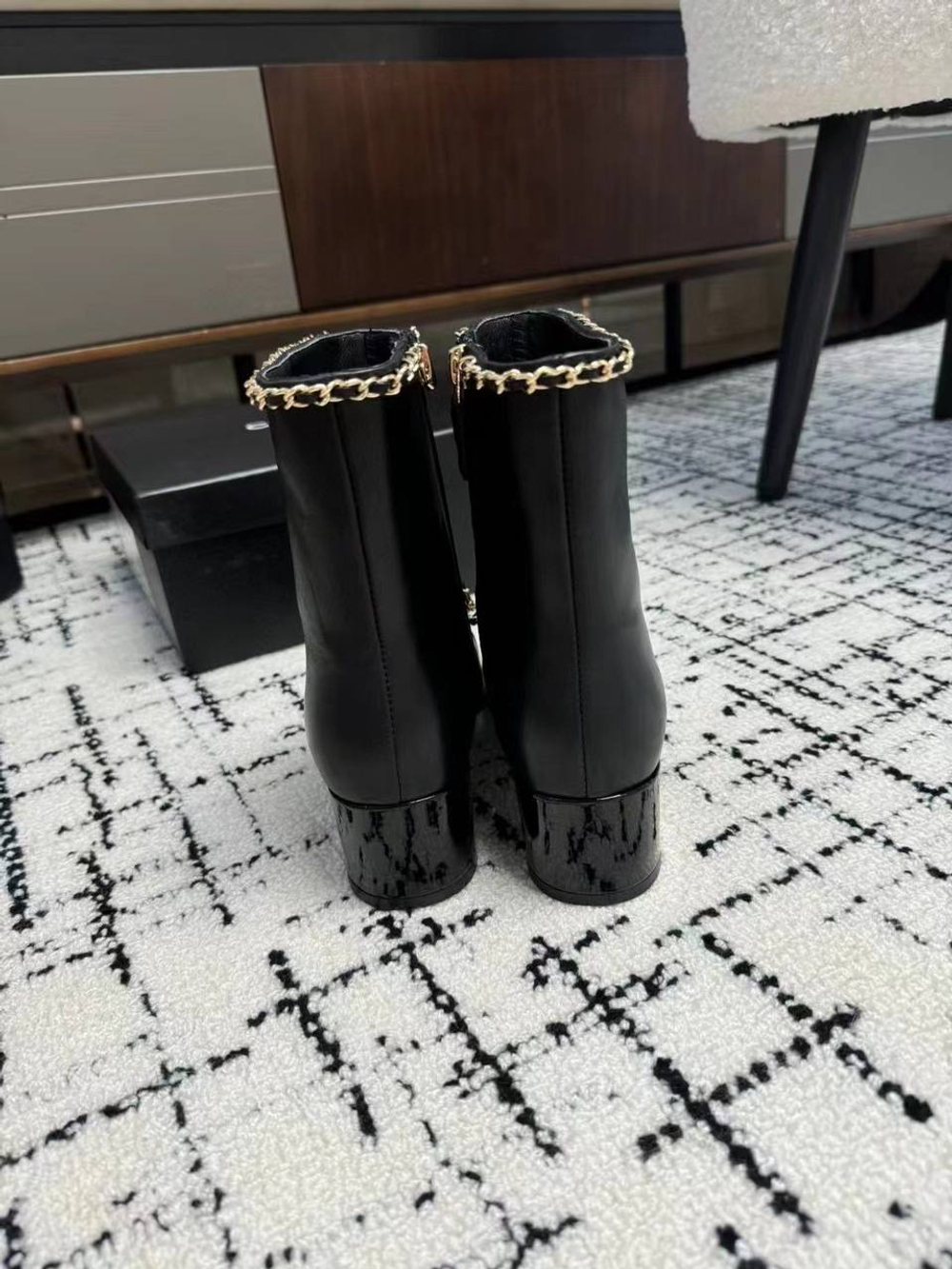 Ботинки Chanel