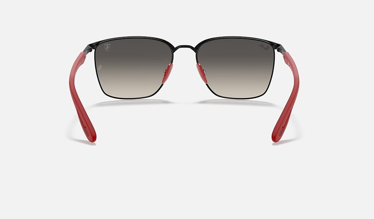 RAY-BAN RB3673M F04111 SCUDERIA FERRARI