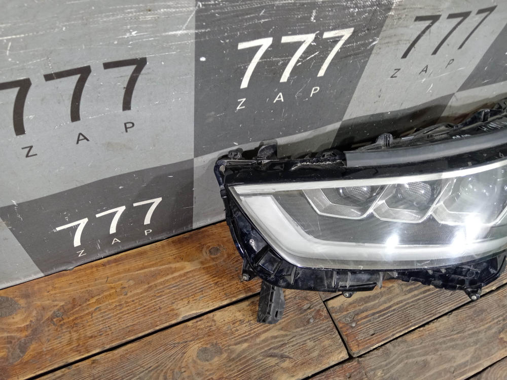 Фара левая LED Toyota Highlander 4 (U70) 19-нв Б/У Оригинал 811500E830