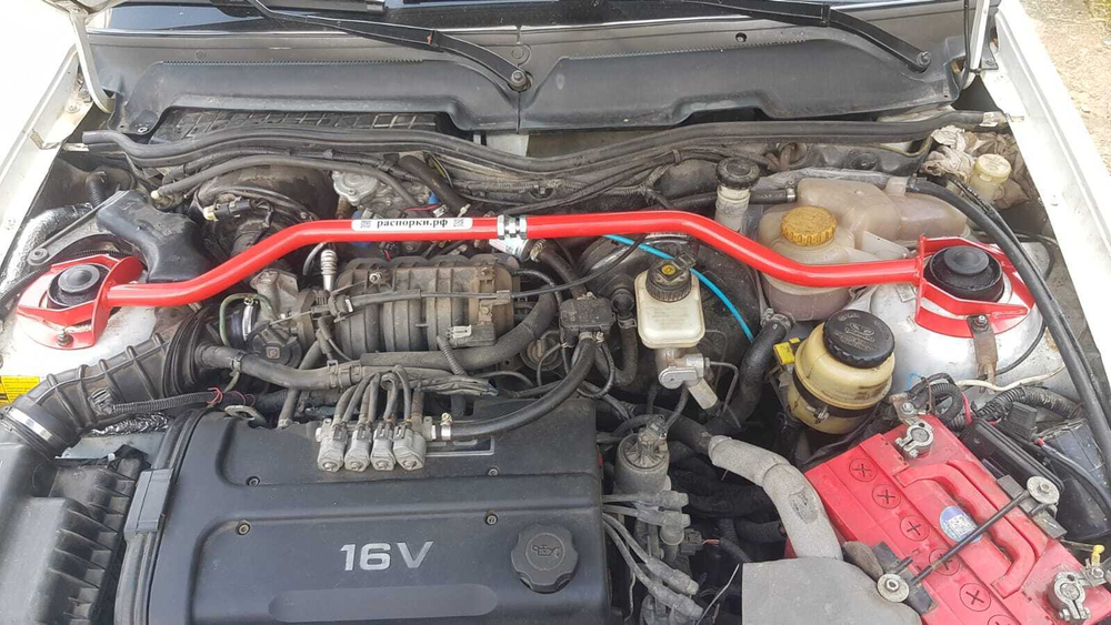 Распорка передних стоек (регулируемая) Daewoo Nexia, Opel Kadett E (с дизельным двигателем) и Opel Astra F