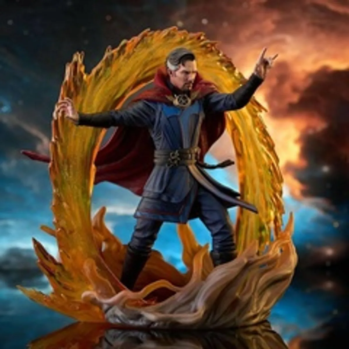 Фигурка Marvel Gallery Doctor Strange in the Madness Multiverse: Doctor Strange