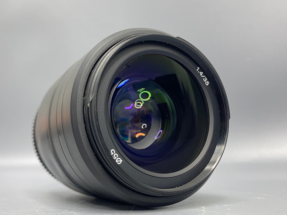 Sony 35mm 1.4G SAL35F14G
