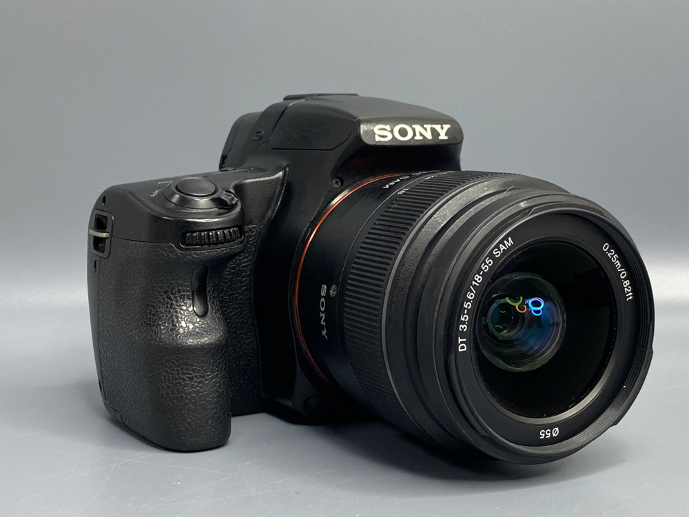 Sony SLT-A37 + 18-55mm