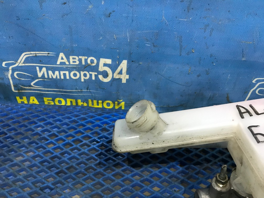 Главный тормозной цилиндр NISSAN ELGRAND 1997-2002