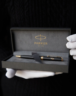 Набор с гравировкой: Ежедневник и Шариковая ручка Parker Sonnet Black GT (покрытие - матовый лак)