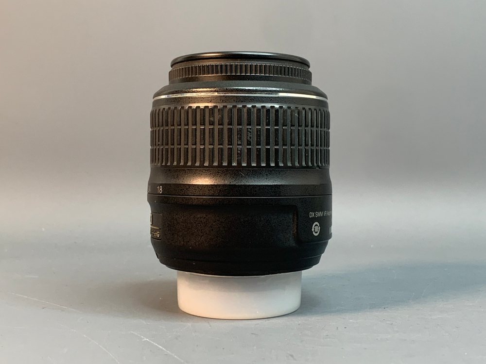 Nikon 18-55mm f/3.5-5.6G AF-S VR