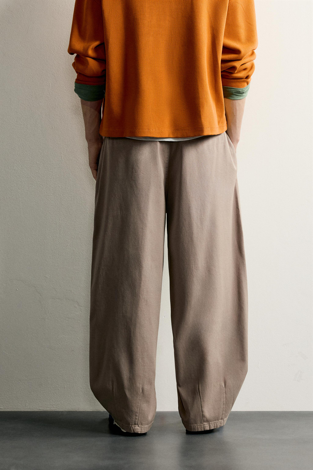 БРЮКИ BALLOON FIT CONFORT — ZARA