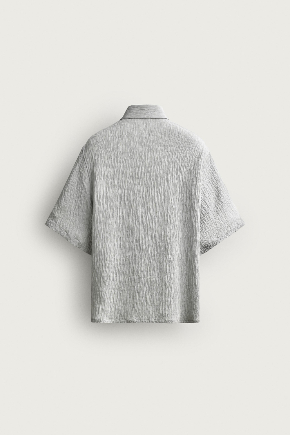 РУБАШКА RELAXED FIT ИЗ СТРУЯЩЕЙСЯ ТКАНИ С ФАКТУРОЙ — ZARA