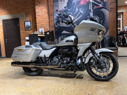 Harley-Davidson CVO Road Glide, 2023 (c НДС)