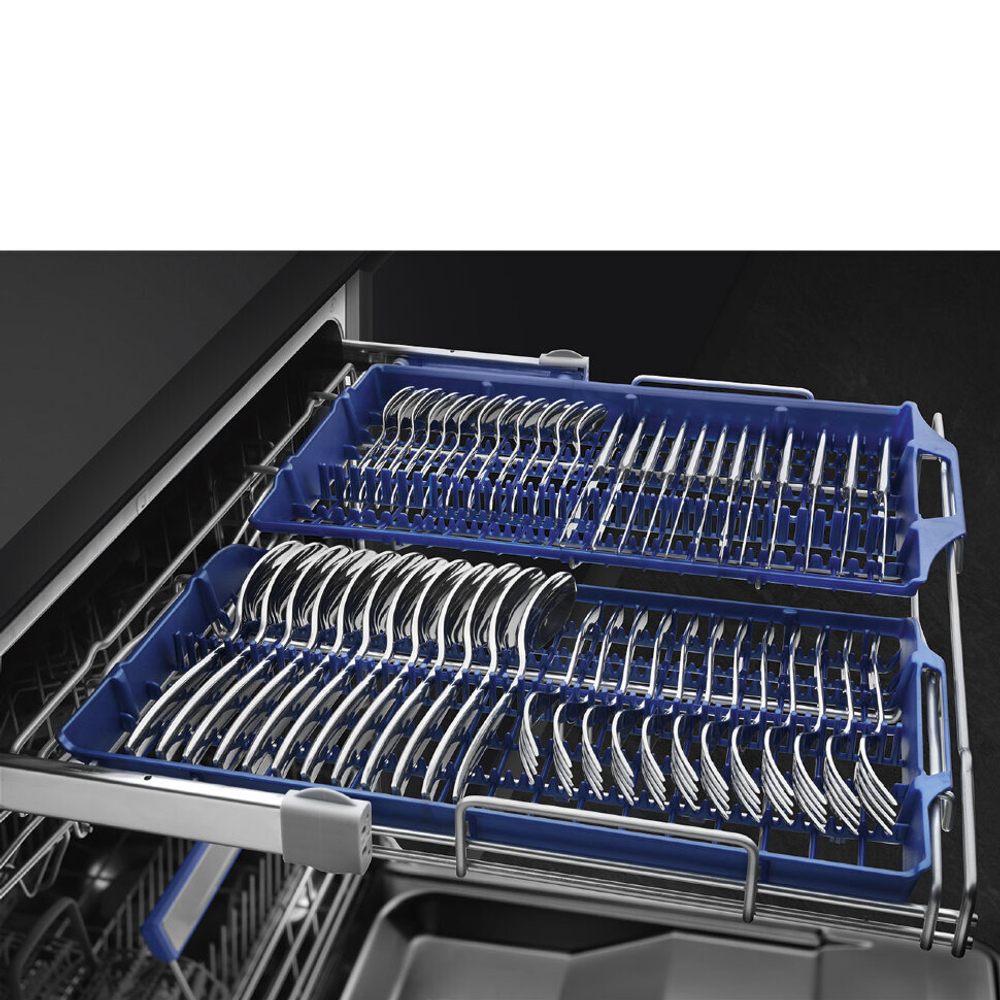 Полностью встраиваемая посудомоечная машина Smeg STL333CL