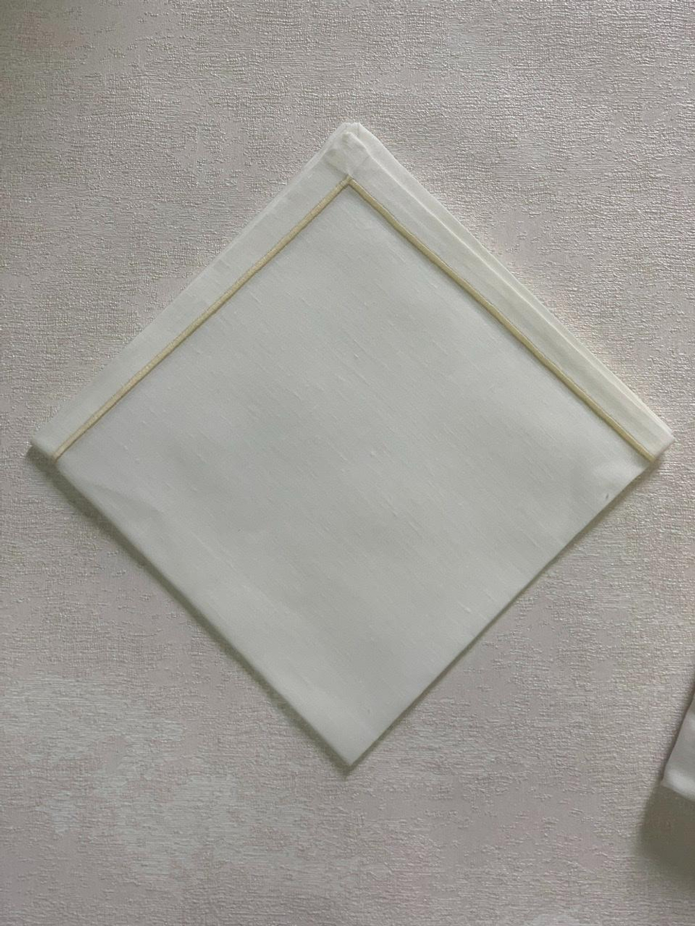 Скатерть 180x270 и 12 салфеток Palombella Tamigi Elite шампань