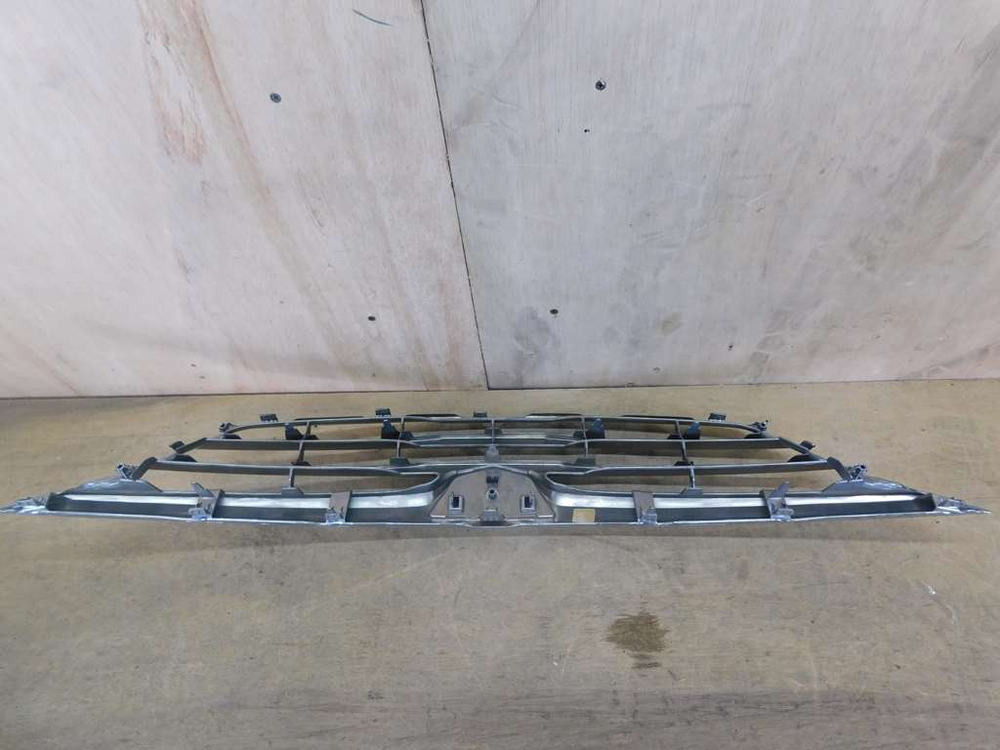 решетка радиатора Toyota Allion ZRT260