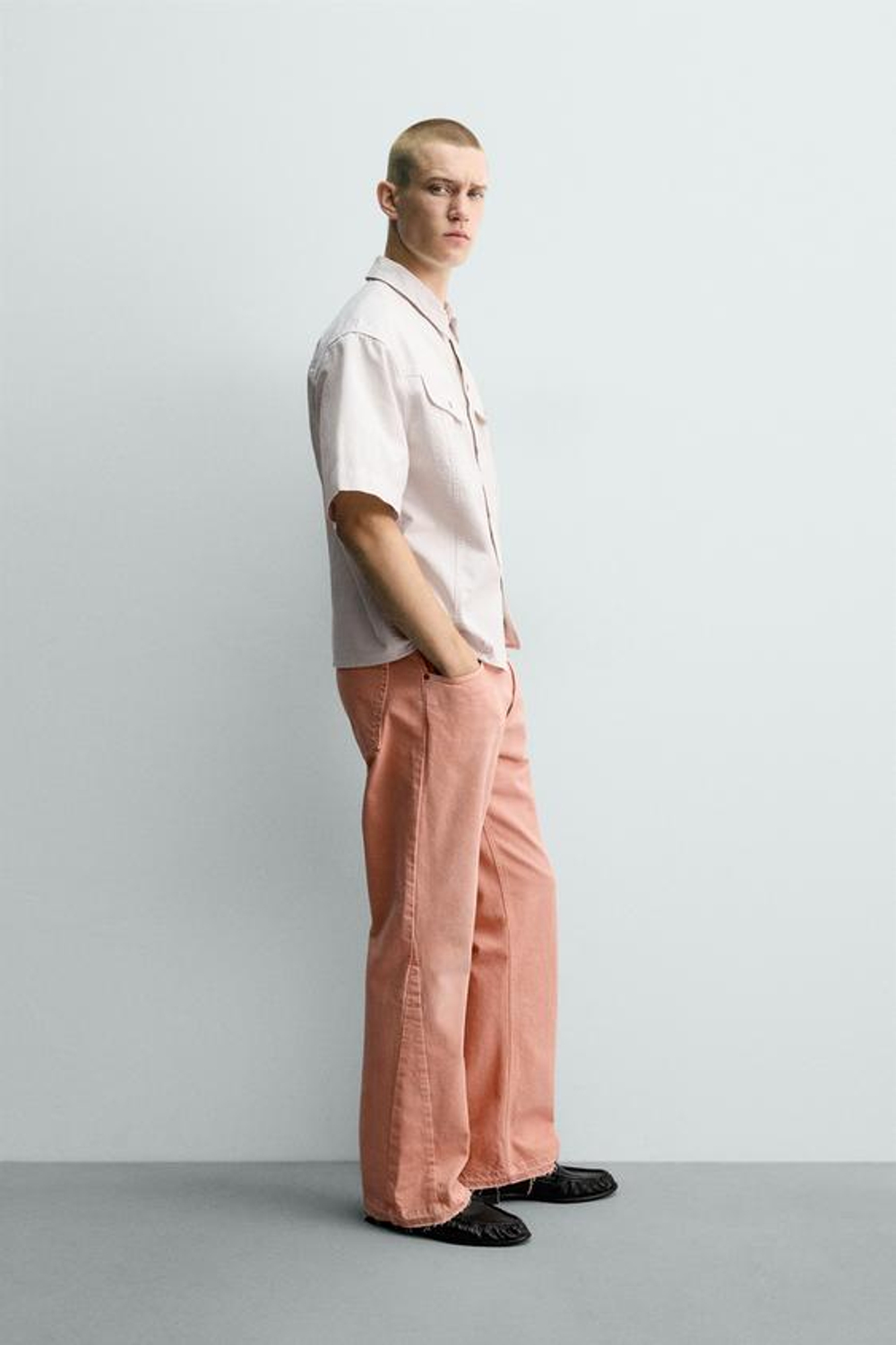 ZARA ДЖИНСЫ FLARED FIT, РОЗОВЫЙ