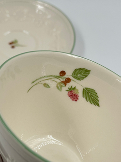 Чайная пара Wedgwood Festivity Raspberry