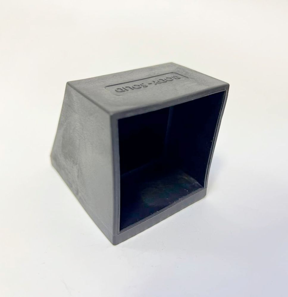 Заглушка резиновая опорная угловая Body-Solid 50х50 PB-13