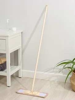 Швабра для мытья пола плоская Доляна, насадка микрофибра 42×12 см, 50 гр, металлическая ручка 119 см, цвет МИКС