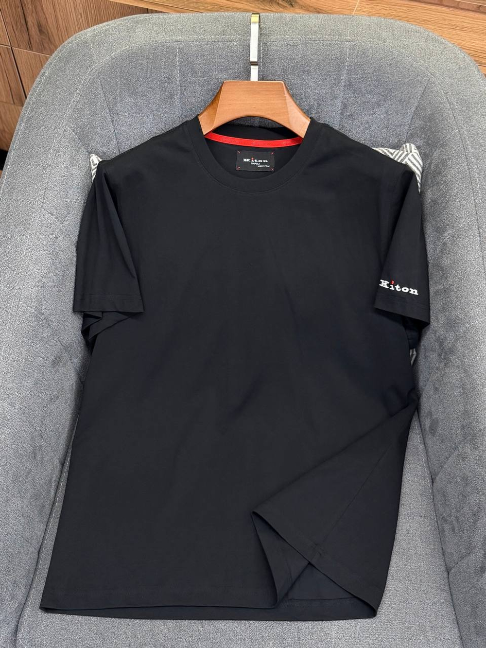 Футболка Kiton