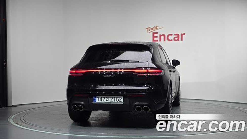 Porsche Macan 2.9 S — 2023