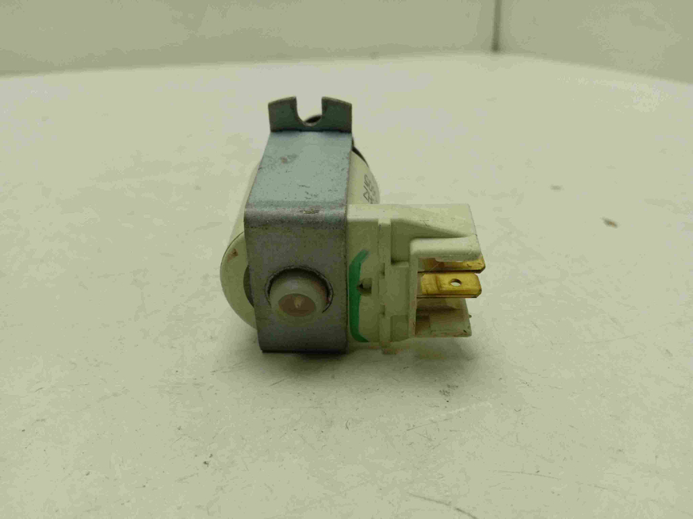SGV57T13EU/05 ктп23 Грибковый клапан для посудомоечной машины Bosch 90915020805605 б/у