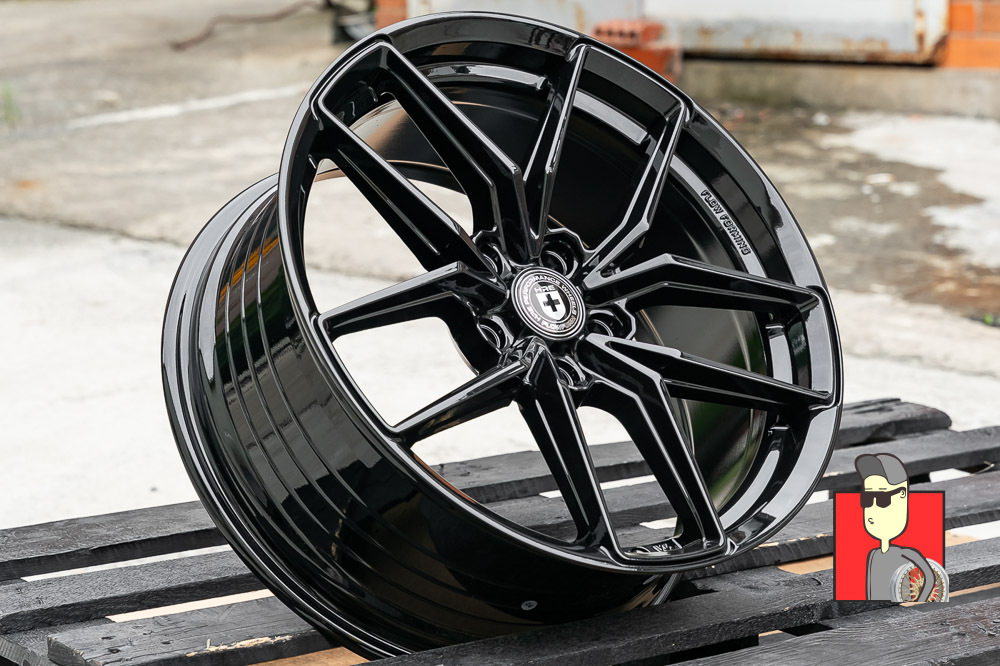 Комплект дисков RGW 028 18x8 et35 5x114.3