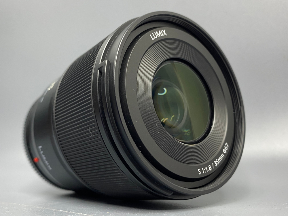 Panasonic Lumix S 35mm 1.8 L-Mount