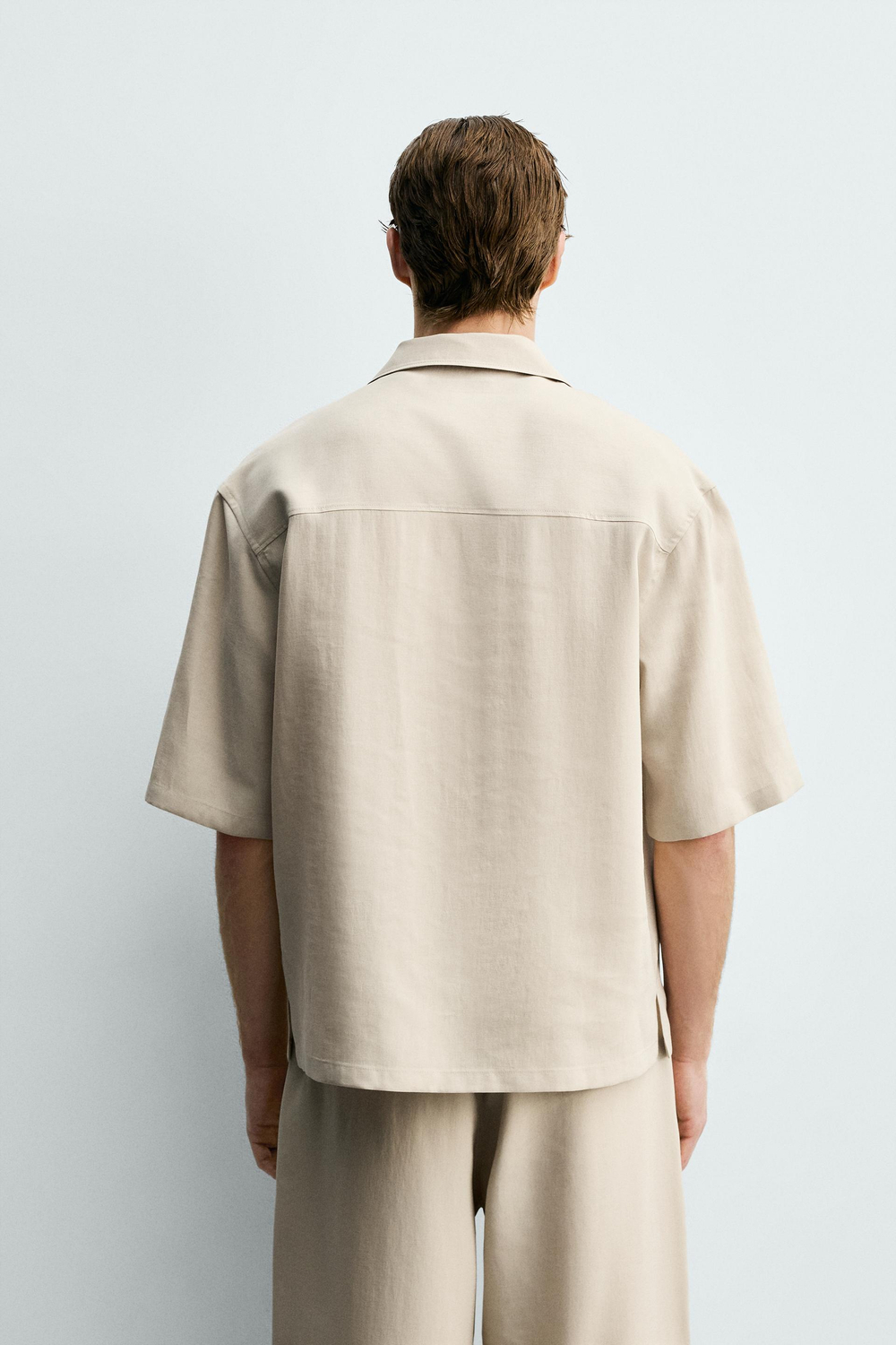 ZARA РУБАШКА RELAXED FIT ИЗ СТРУЯЩЕЙСЯ ТКАНИ, ЭКРЮ
