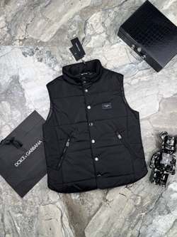 Пуховый жилет Dolce & Gabbana
