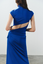 ДЛИННОЕ ПЛАТЬЕ С ЗАВЯЗКОЙ И РАЗРЕЗОМ — ZARA