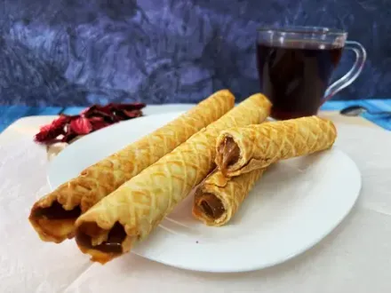 Трубочки и орешки