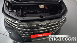 Toyota Alphard 2.5 HEV Executive AWD — 2024
