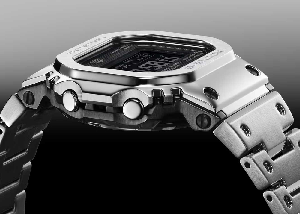 Часы Casio GMW-BZ5000D-1