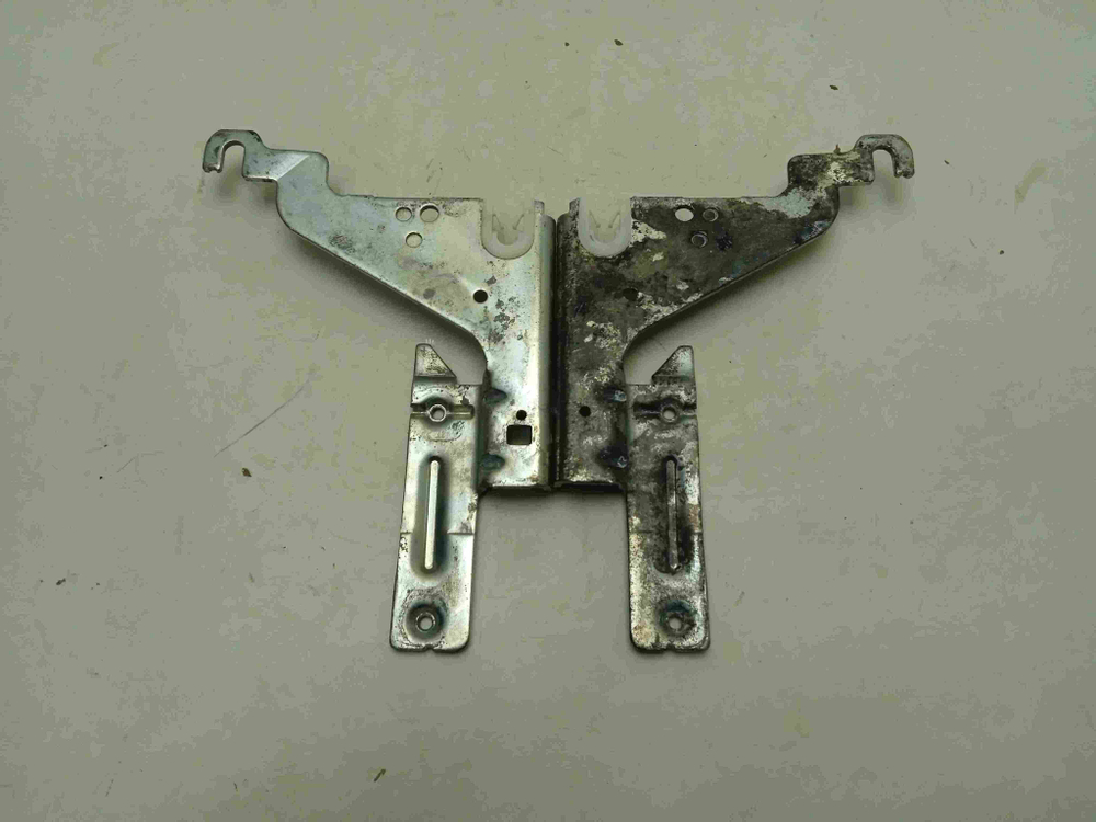 SGV57T13EU/05 ктп23 Петли двери для посудомоечной машины Bosch SGV57T13EU/05 б/у