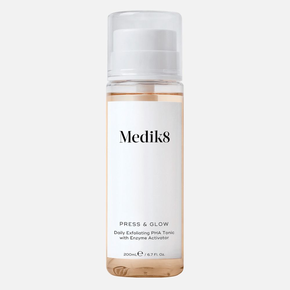 ДЕФЕКТ УПАКОВКИ: Medik8 Press &amp; Glow Ежедневный отшелушивающий тоник, 200 мл