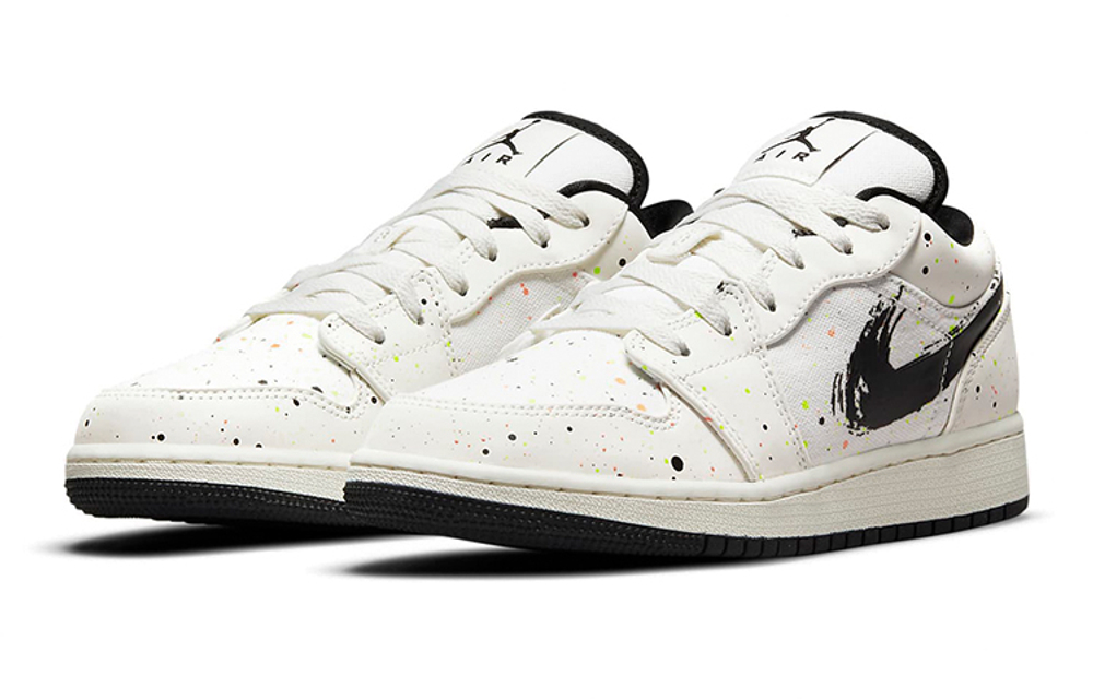 Jordan 1 Low SE Paint Splatter GS
