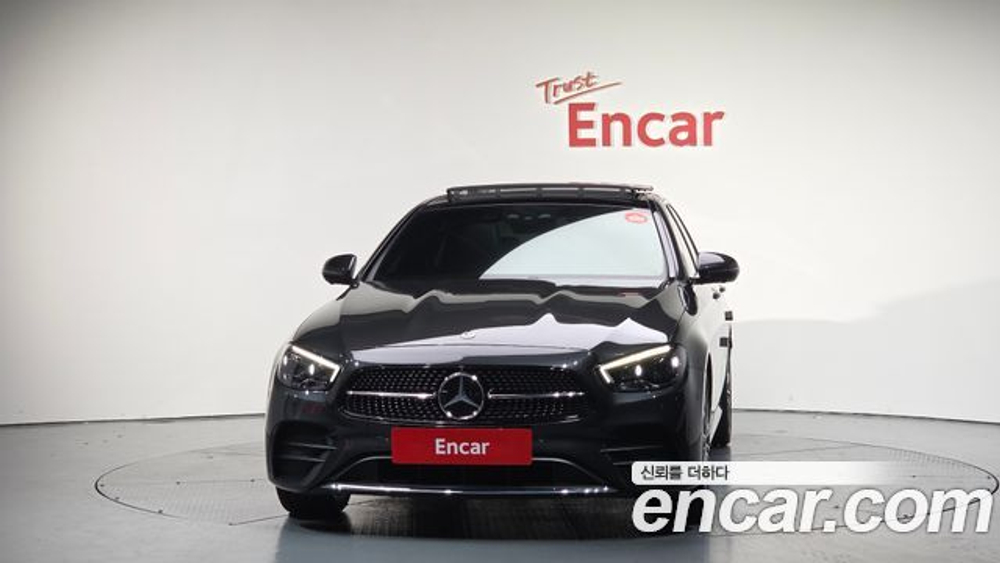 Mercedes-Benz E-Class E350 4MATIC AMG Line Edition — 2021