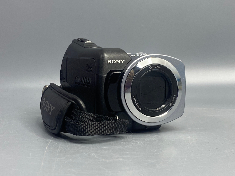 Sony DCR-SR85