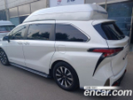 Toyota Sienna 2.5 Hybrid 2WD — 2021