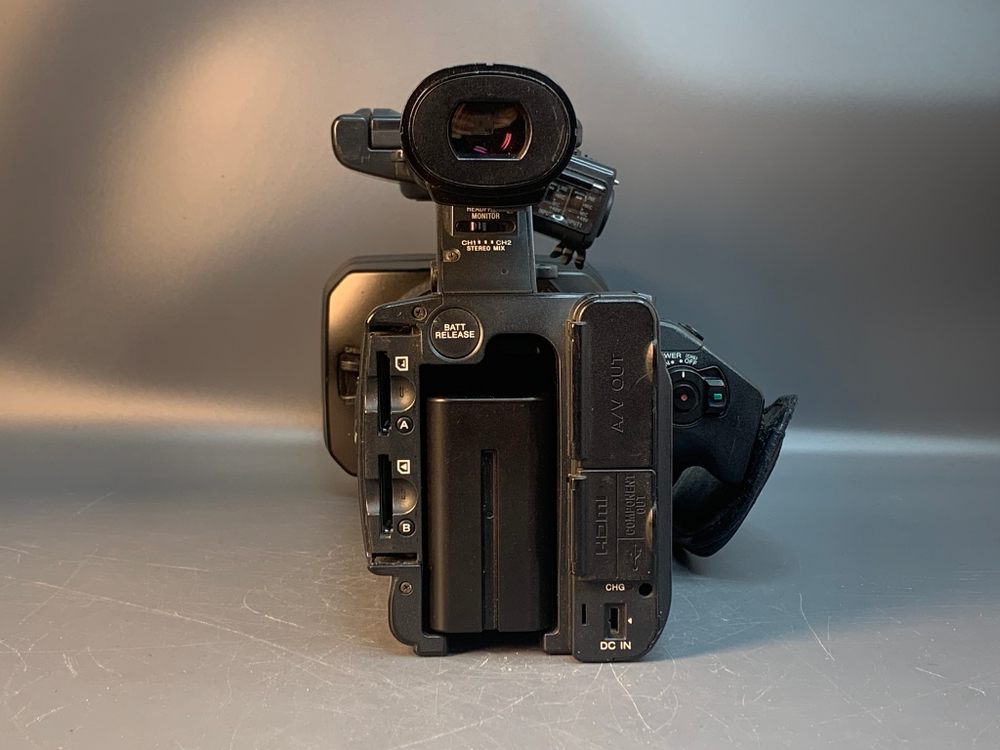 Sony HDR-AX2000E