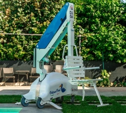 Подъемник для бассейна PELICAN POOL (мобильный, автономный, высокий борт)