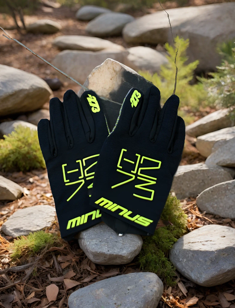Упаковка перчаток для симрейсинга -273 SIM Glove