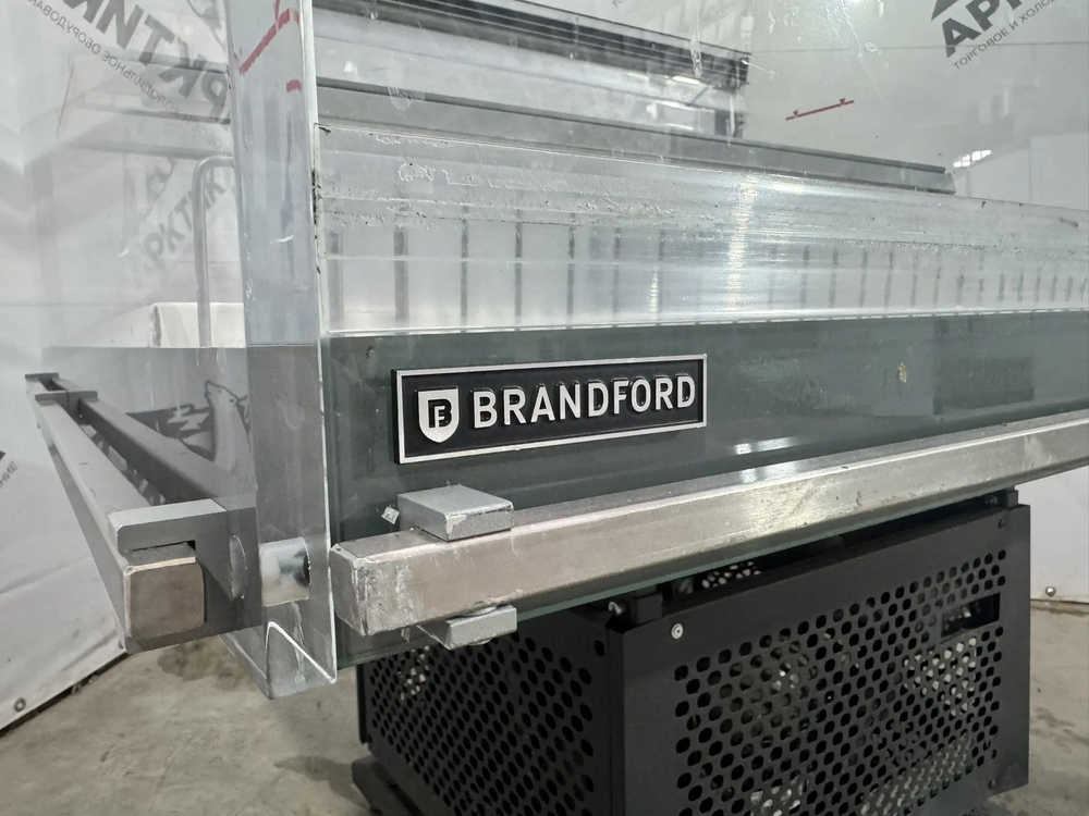 Витрина холодильная Brandford Aura SQ H120
